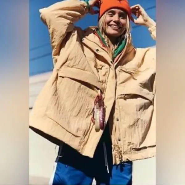 Free People Movement Lightweight Insulated Jacket Tan Jacket(Size Medium/Large) - Image 3