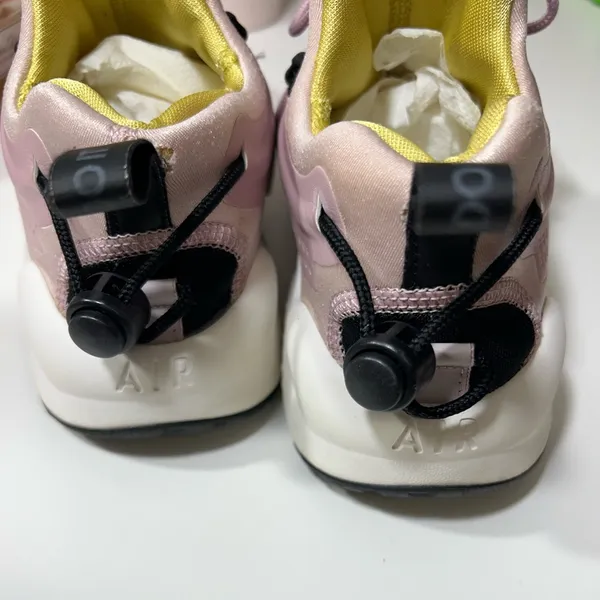 Nike Air Huarache City Move Plum Chalk Running Shoes AO3172-500 Women's Size 7 - Image 5