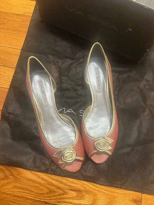 Vintage Via Spiga Leather Tweed Gold Rose Peep Toe Flats - Image 2