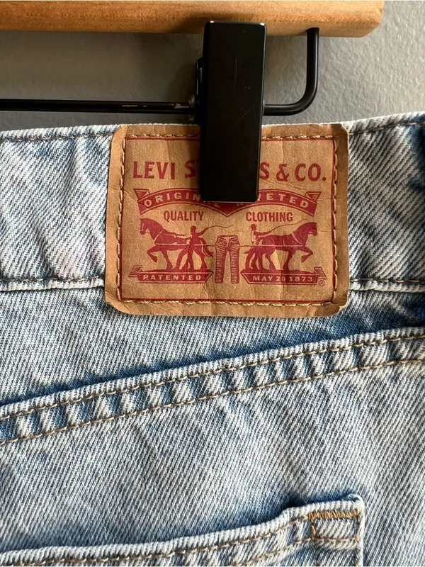 Levi’s Superlow Loose Fit Wide Leg 100% Cotton Light Wash Jeans Size 30 - Image 9