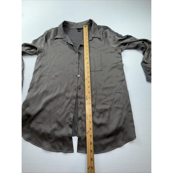 Ann Taylor Women's Gray Satin Essential Shirt Button Down‎ M - Image 4
