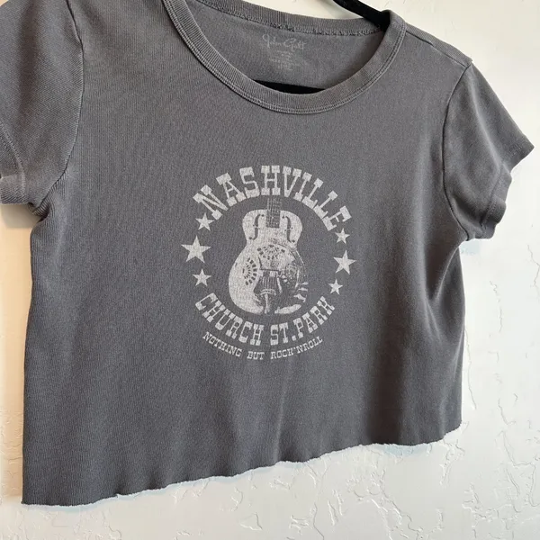 Brandy Melville | Nashville Church Street Park Asymmetrical Cropped Baby T Shirt - Image 3