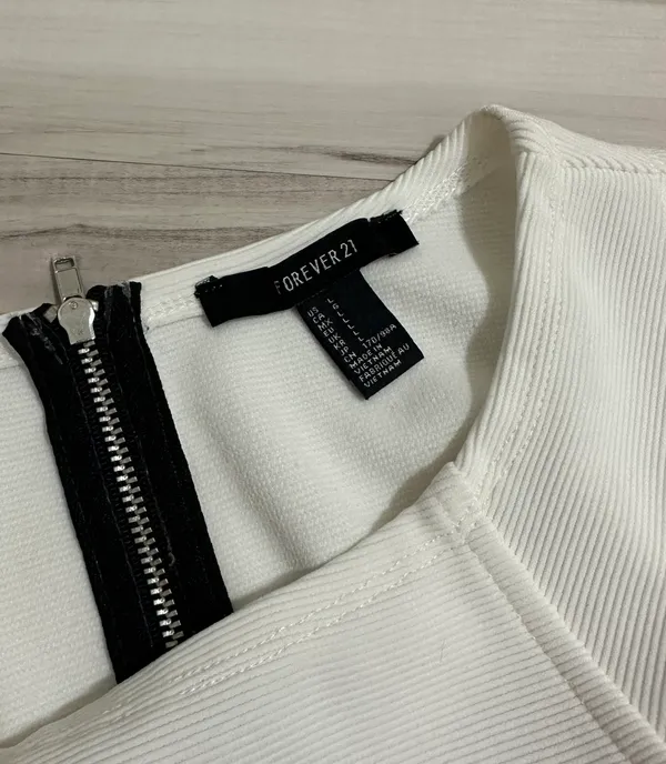 Forever 21 White Ribbed Bodycon Mini Dress - Image 3