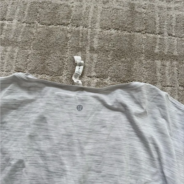 Lululemon Back in Action Long Sleeve Top - Image 6