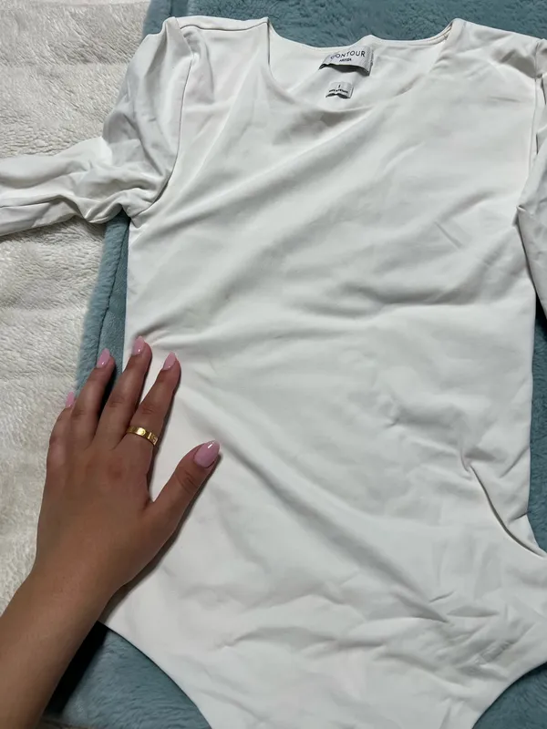 Aritzia Babaton Bodysuit - Image 3