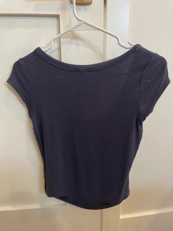 garage short sleeve navy top - Image 2