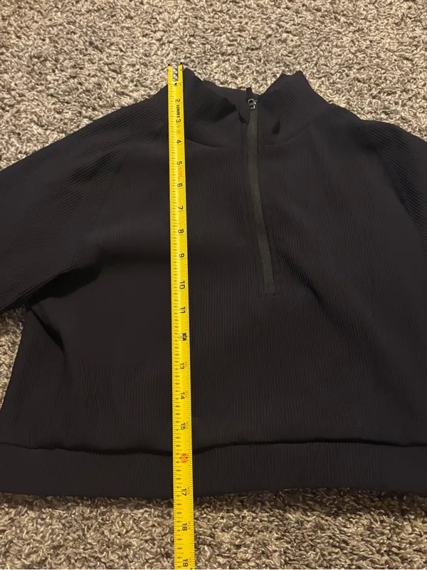 (TSL) Black Ribbed Cropped Long Sleeve Workout Jacket: Size XL - See Measurement - Image 5