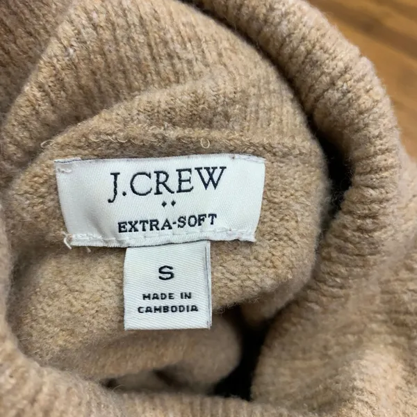 J.Crew Extra-Soft Turtleneck Sweater Womens Size Small Tunic Side Slits‎ Beige - Image 5