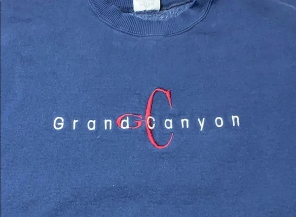 90s VTG NAVY GRAND CANYON ARIZONA SWEATSHIRT - Image 3