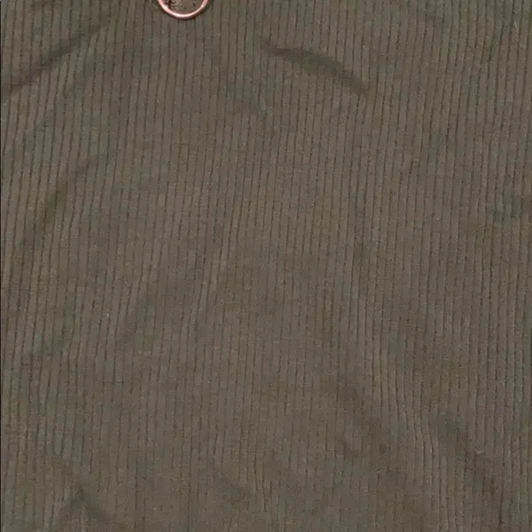 Garage crop top - Image 3