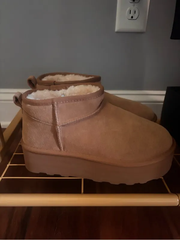 Platform Ankle Boots in Chestnut Tan Size 10 - Image 3