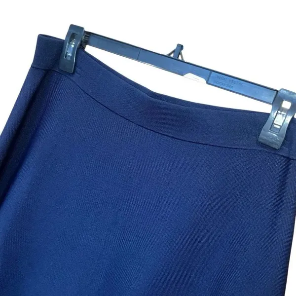 Cabi Dark Navy Knit High Waist Unlined A-line Skirt Size Medium #200 - Image 3