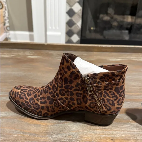 Sun +‎ Stone Leopard Print Ankle Booties Brown Side Zip Size 6 NIB - Image 5