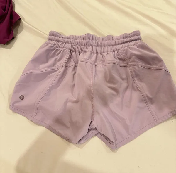 Tracker Lululemon 4 - Image 2