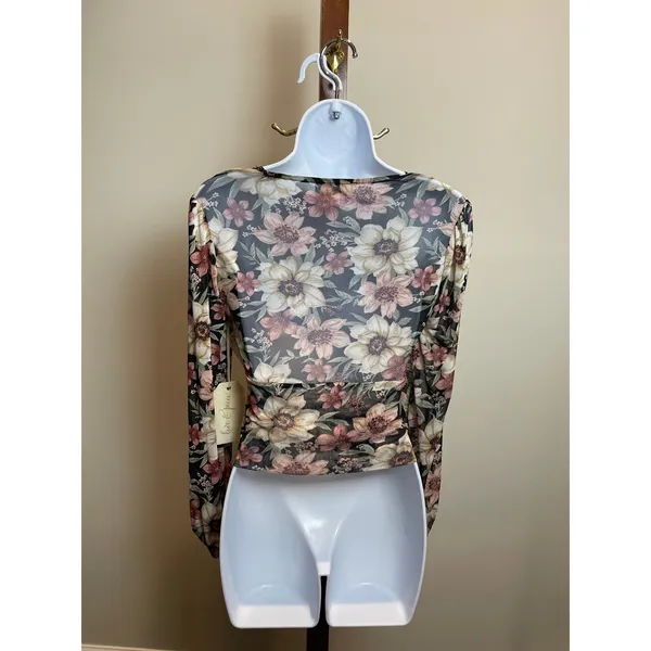 Love & Piece Collective Sheer Rayon V Neck Top Size S Floral Lace Detail NWT - Image 3