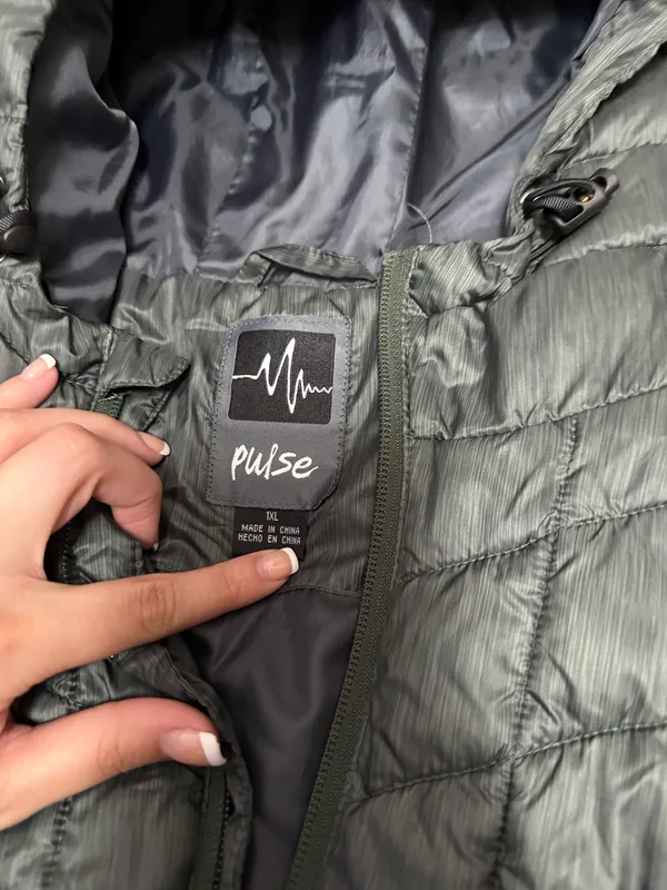 Winter jacket pulse  - Image 2