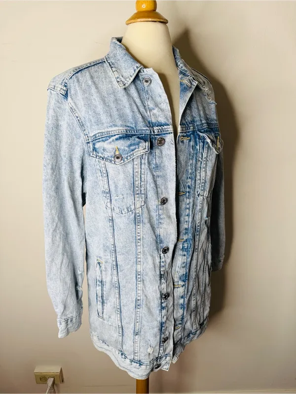 H&M Acid Wash Long Line Oversized Denim Jacket - Image 2