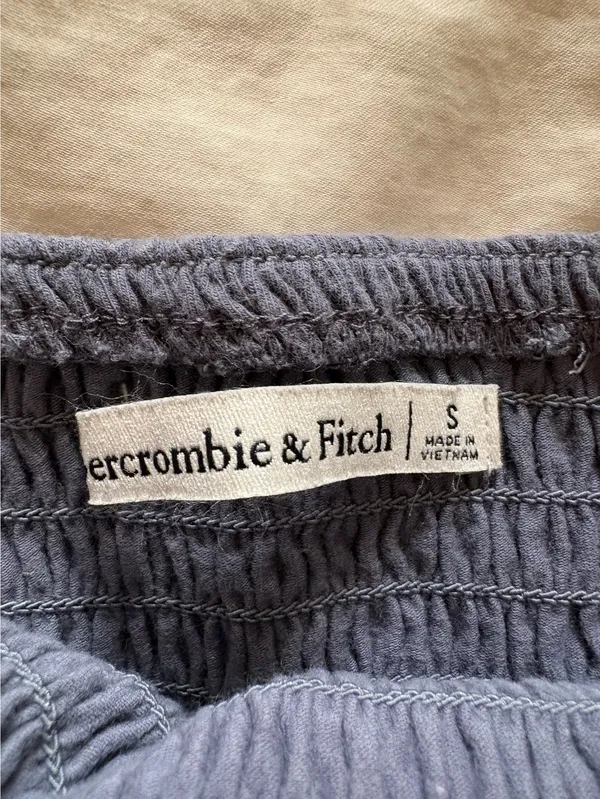 Abercrombie Crop Top - Image 2