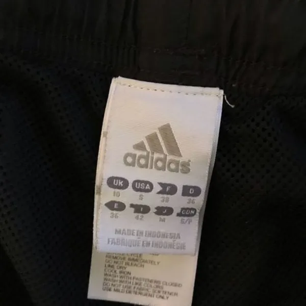 *30off3*‎ NWOT. Adidas joggers with zippers - Image 5