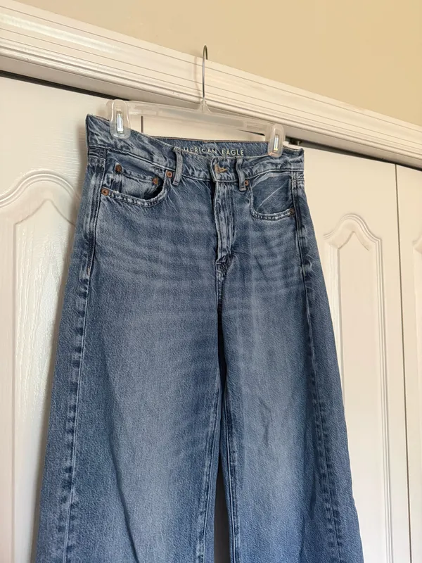 American Eagle High Waisted Baggy Wide Leg Jeans - Image 2
