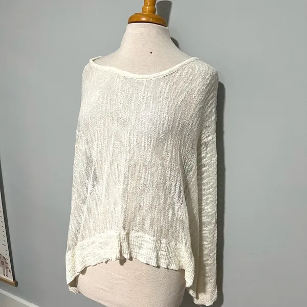 NEW NWT White Wide Arm See Through Shawl - Image 3