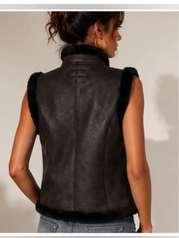 Jaclyn Smith Black Faux Shearling-Trim Vest - Image 2