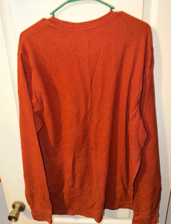 Old Navy Men’s shirt - Image 3