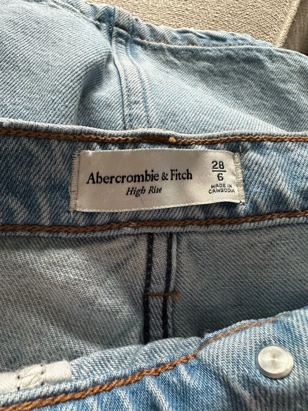 Abercrombie Midi Skirt Denim Light Wash - Image 2