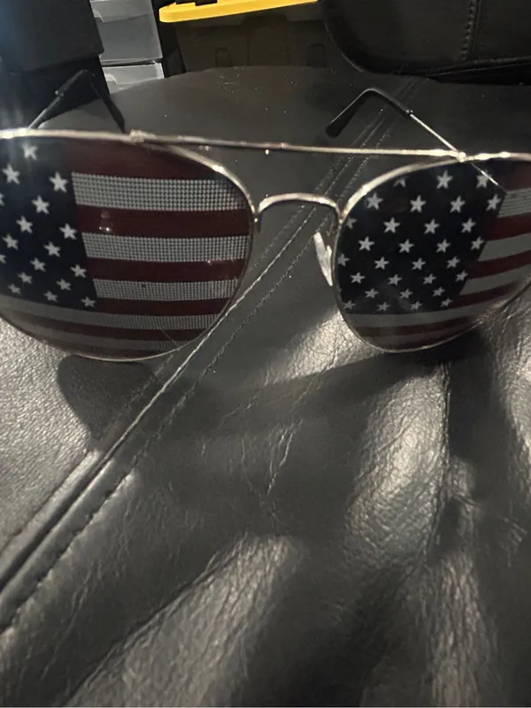 Aviator Sunglasses with American Flag Lenses - Black/Silver - Image 8