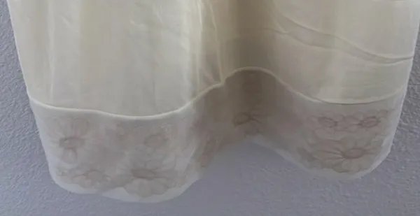 NWT Vintage Vanity Fair Slip Gown Neutral Cream Lightweight Small - Image 6