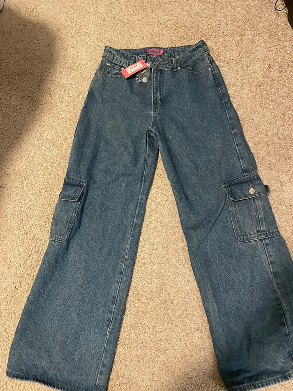 Edikted Deliah Low Rise Cargo Jeans - Size XS - Image 2