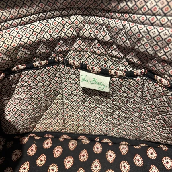 Vera Bradley Multi Compartment Large Shoulder Tote Bag with matching Wristlet - Image 7