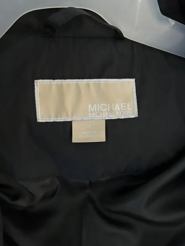 Michael Kors Black Pillow Collar Puffer Jacket - Image 7