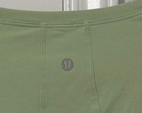 Lululemon Muscle Love Long Sleeve Crop Top Size 8 - Image 6