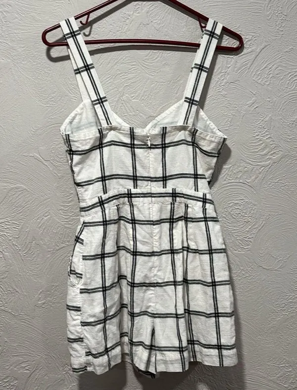 Abercrombie & Fitch White and Black Check Cutout Romper Size 2 - Image 5