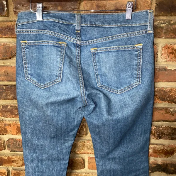 Old Navy Medium Wash Blue Denim The Diva Skinny Jeans Women's Size 8 Short - Image 5