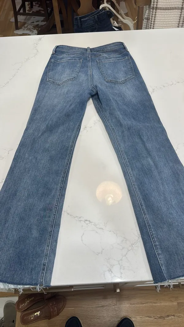 Kut From The Kloth Kelsey Fab Ab Ankle Flare High-Rise Jeans - Image 2