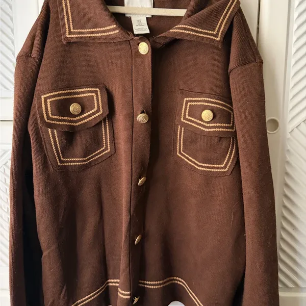 H&M Women's Brown Button-Front Jacket with Contrast Stitching - Image 4
