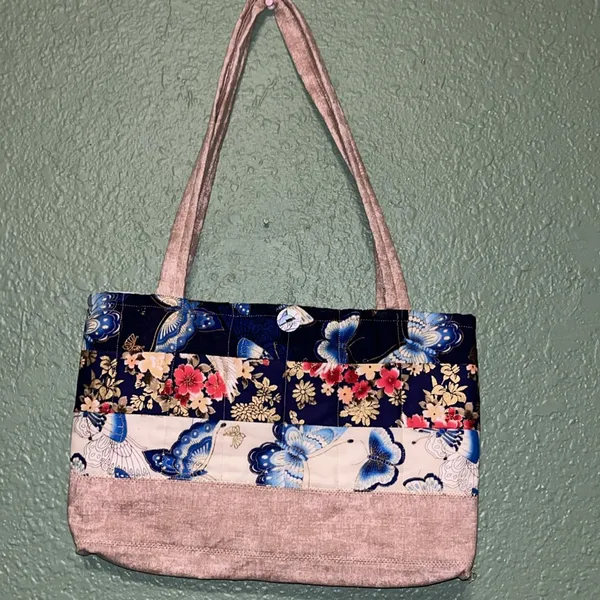 Vintage Quilted butterfly tote bag purse - Image 6