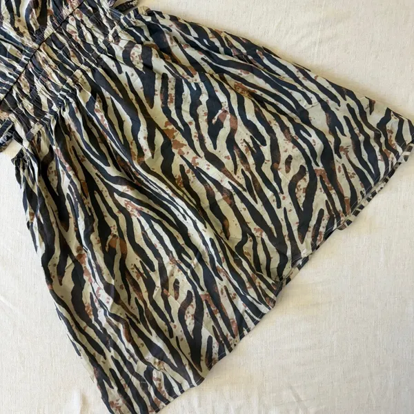 Speed Limit MPH Animal Print Smocked‎ Mini Dress Womens Small Puff Sleeve - Image 4