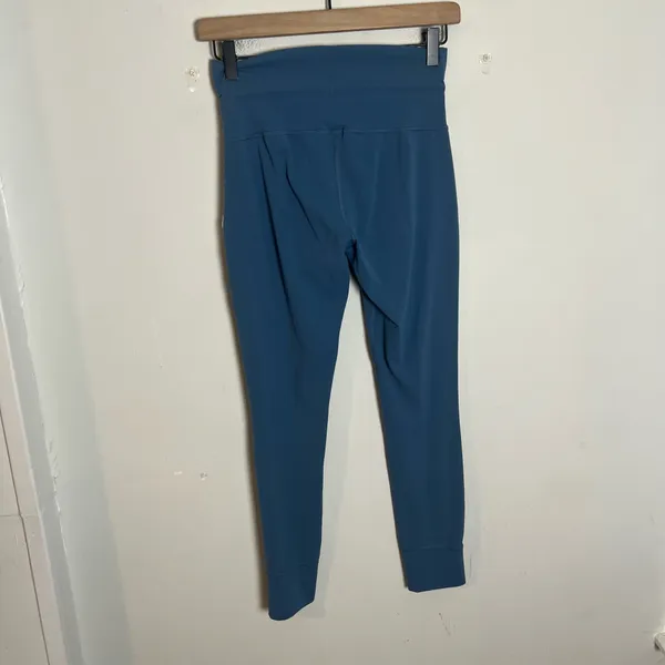 VUORI- Daily Leggings Light French Blue Athletic Casual Workout Training Running - Image 5