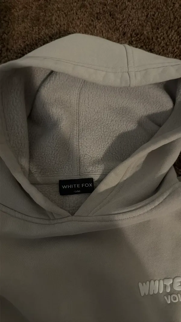 White fox hoodie - Image 6