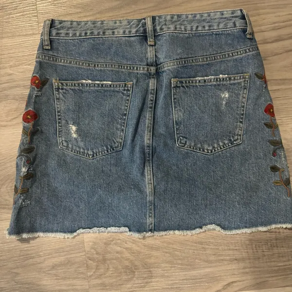 Zara size Medium denim skirt with floral details - Image 2