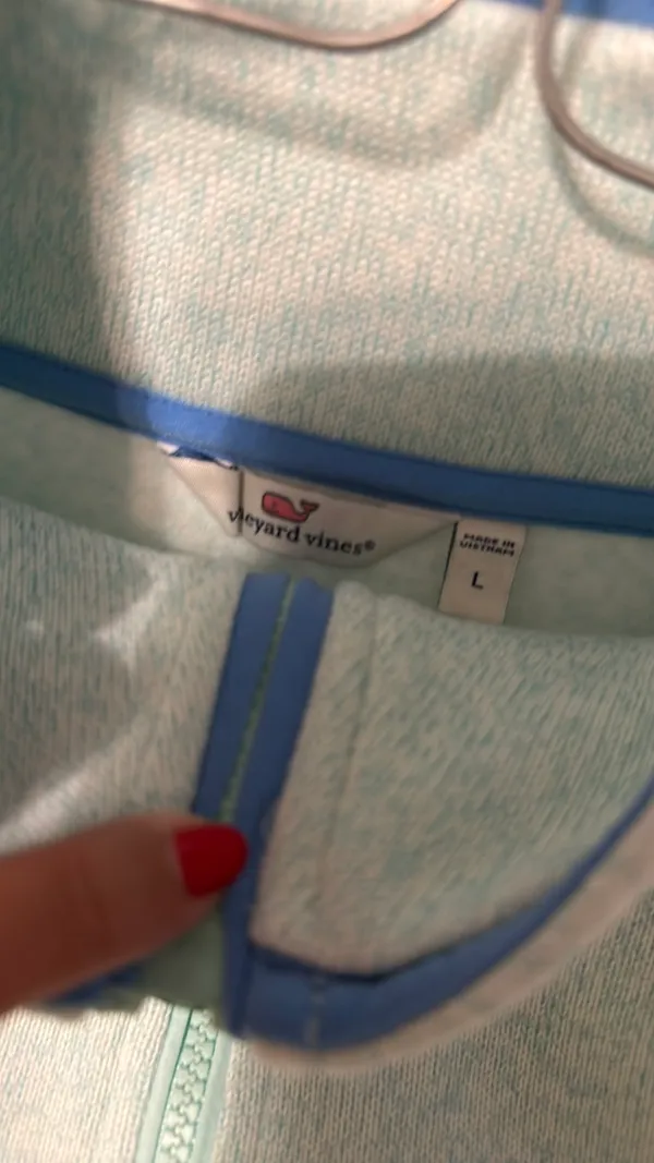 Vineyard Vines Pullover - Image 2