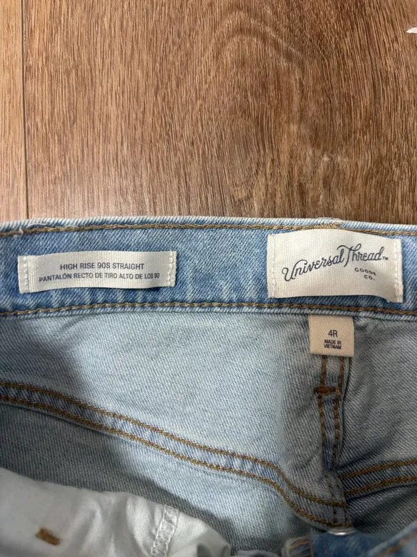 Universal Threads 90s High Rise Straight Jean - Size 4 - Image 3