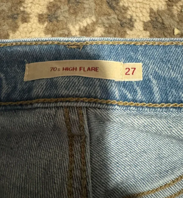 Levi's light wash 70s High Flare Jeans - Image 3