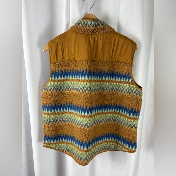 Akaiv‎ Southwest sherpa fleece vest brown aztec pattern with pockets GUC - Image 4