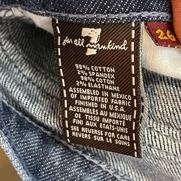 7 For All Mankind Distressed Jeans‎ - Image 9