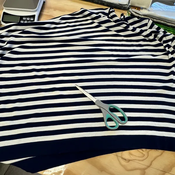 Anne Klein Navy White Striped Asymmetrical Hem Knit Sweater Top Large Coastal - Image 8
