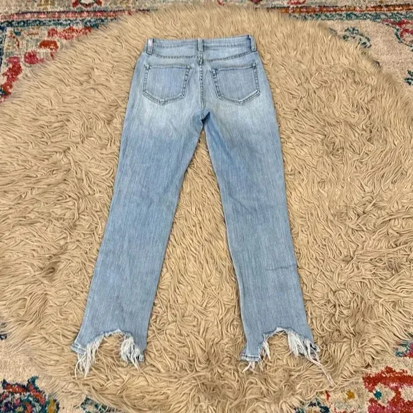L’agence distressed jeans size 25 - Image 4